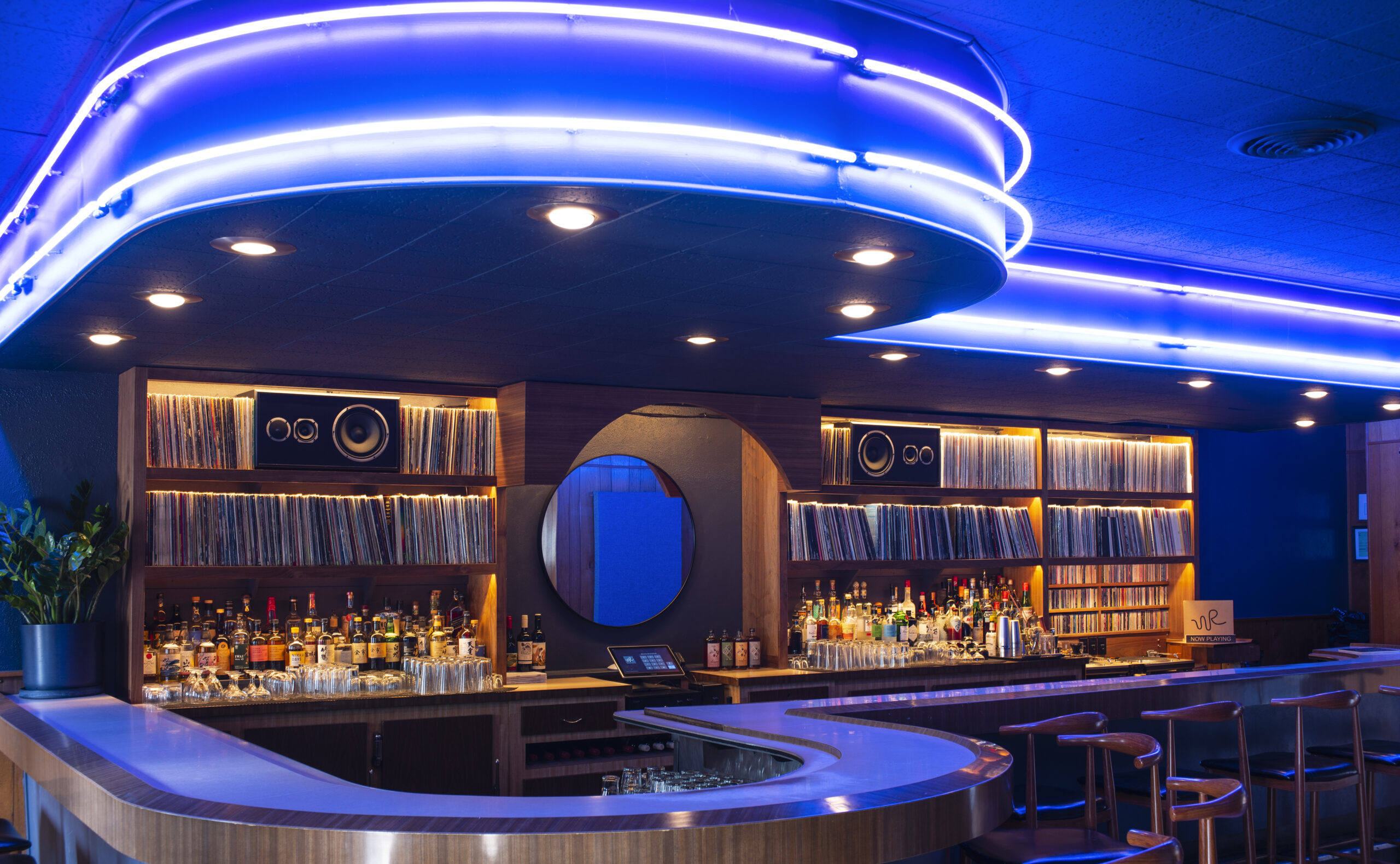 Bar photo 2